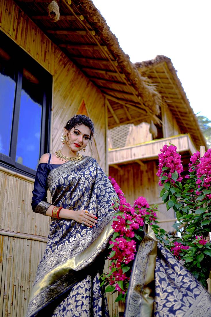  Navyblue Silk Blend Sarees With Blouse