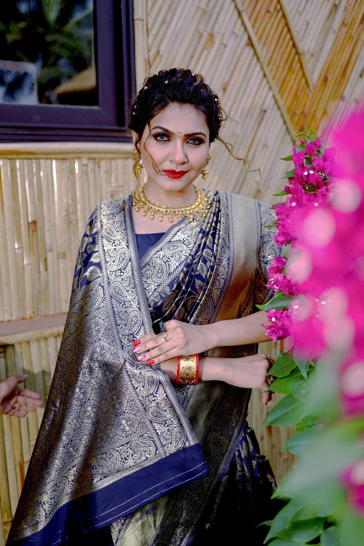  Navyblue Silk Blend Sarees With Blouse