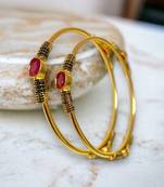 Glam up Your Look with our Stunning Bracelets and Bangles