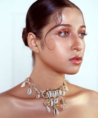 Shell drop choker necklace 1