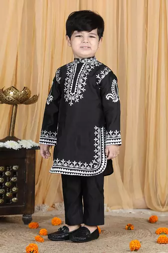 Black embroidery kurta set