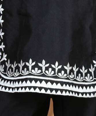Black embroidery kurta set 5