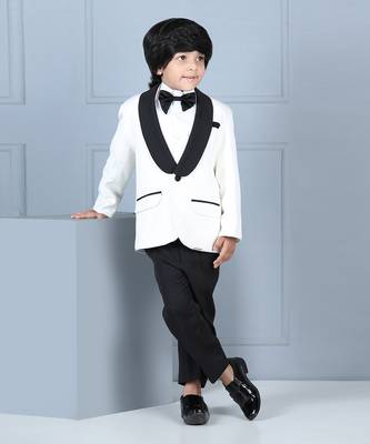 White tuxedo with quilted shirt 2