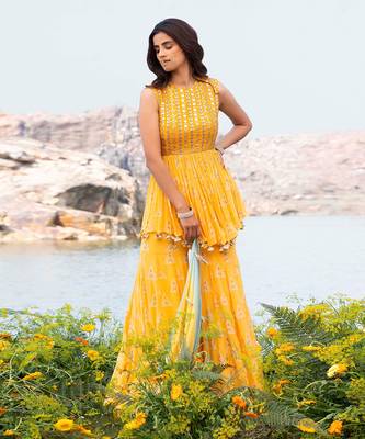 Featuring A Yellow Peplum Set With Sharara 2