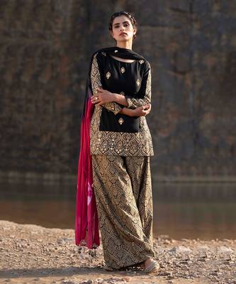 Featuring A Black Suit In Brocade With Salwar 1