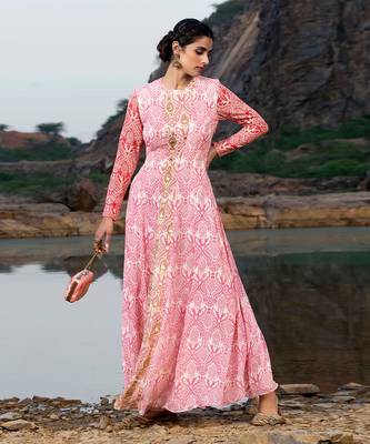Featuring A Baby Pink Anarkali Suit 2