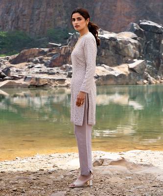 Featuring A Grey Pakistani Suit 1