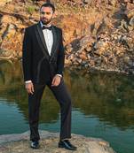 Zed Black Signature Tuxido