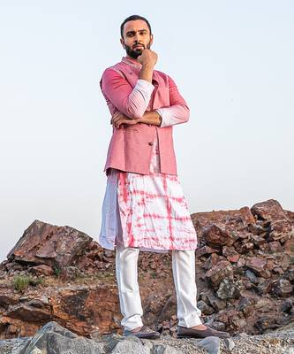 Fazal Baby Pink Tiw & Die Kurta With Jacket Set 1