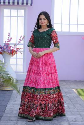 Pink Colour Patola Gold Print Dola Silk Partywear Gown 1