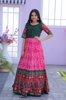 Pink Colour Patola Gold Print Dola Silk Partywear Gown 4