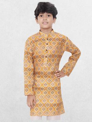 Green printed cotton boys kurta 4