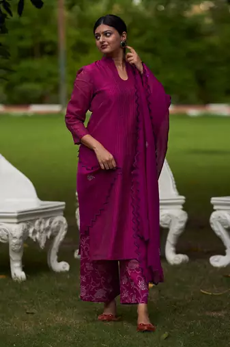 Magenta chanderi silk kurta set