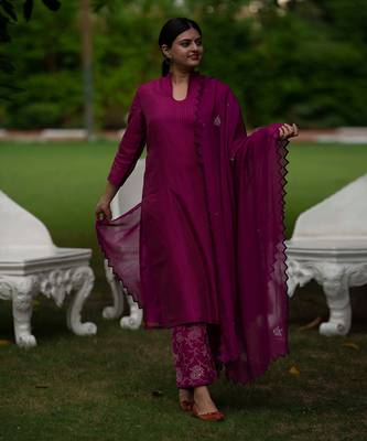 Magenta chanderi silk kurta set 3