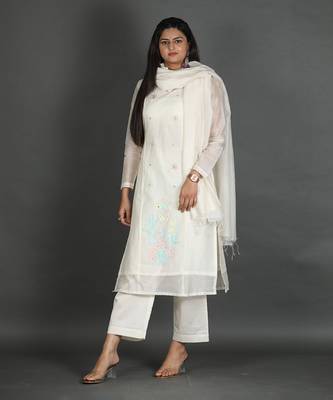 White kurta set 4