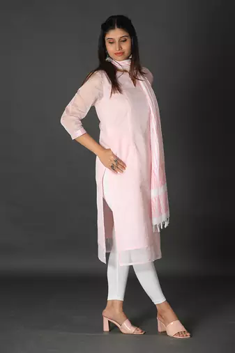 Baby pink silk panelled kurta