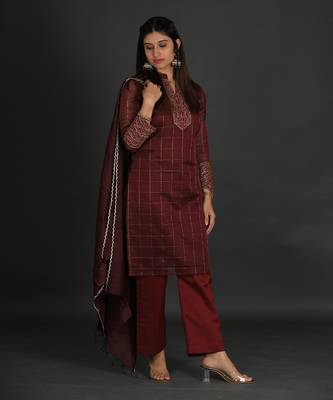 Maroon silk kurta set 2