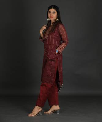 Maroon silk kurta set 3