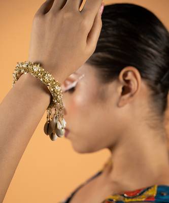 Shell tassel embellished bangles (set of 2) 2
