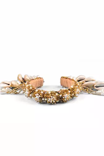 Shell tassel embellished bangles (set of 2)