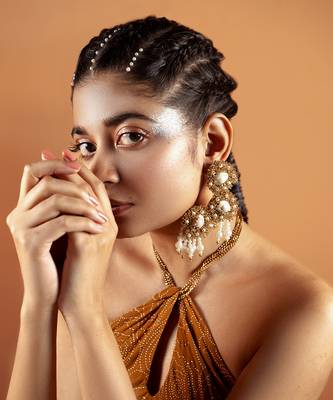 Pearl tassel embellished earrings 1