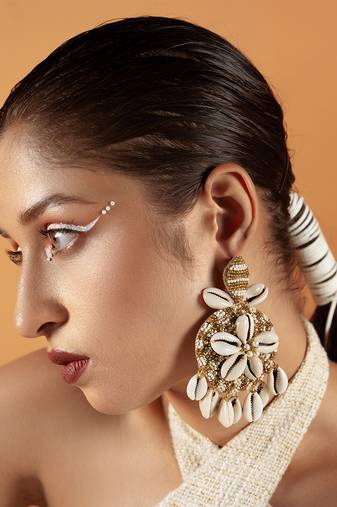 Shell floral embellished earrings