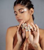 Shell floral earrings