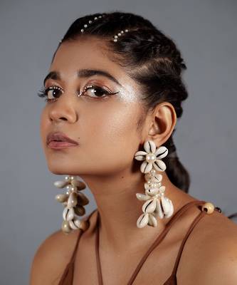 Shell embellished dangler earrings 1
