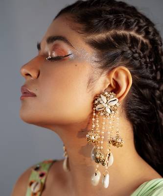 Shell drop dangler earrings 1