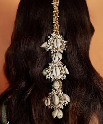 Shell studded hair accessory 1