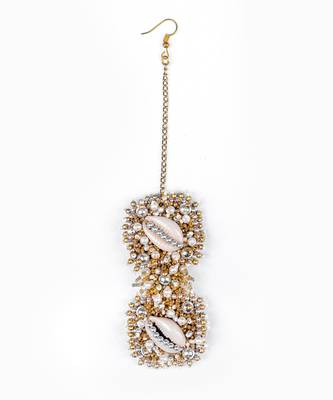Bead embellished maangtikka 2