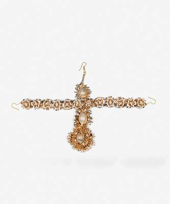 Shell embellished mathapatti 1