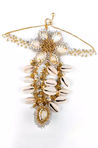 Pearl embellished haathphool