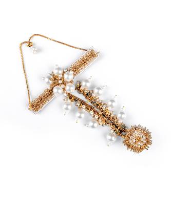 Pearl embellished haathphool 1