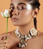 Shell embellished layered necklace