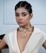 Shell embellished necklace