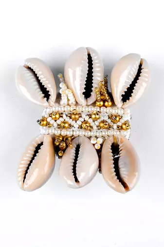 White & golden adjustable ring