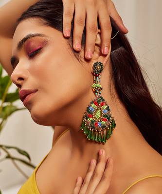 Stone embroidered earrings 1