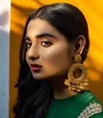 Geometric shaped hoops earrings