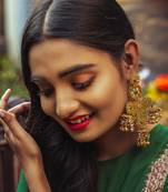 Floral shaped danglers