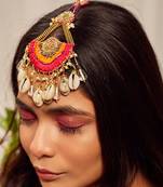 Hand embroidered maangtikka