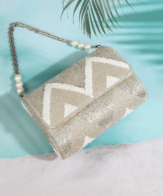 Silver metallic zigzag flapover 1