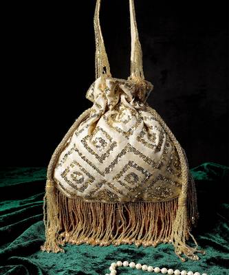 Beige rhombus sparkle potli bag 1