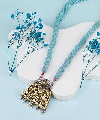 Golden silver aasia necklace 1