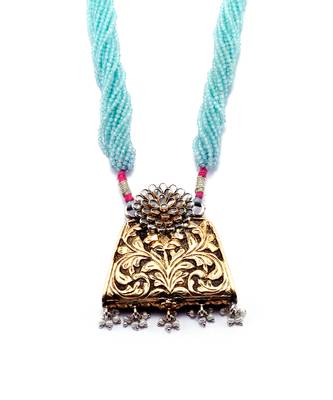 Golden silver aasia necklace 3