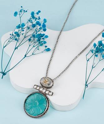 Green silver nafia charming necklace 1