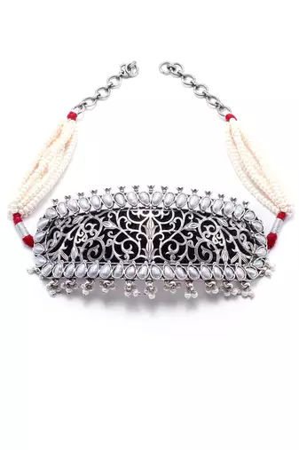 Silver sharia charming choker