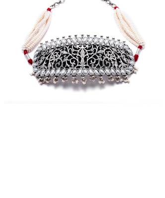 Silver sharia charming choker 3