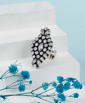 Silver olivia ring 1