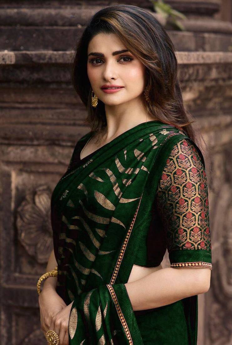 Green Banarasi Silk Saree With Blouse Piece
